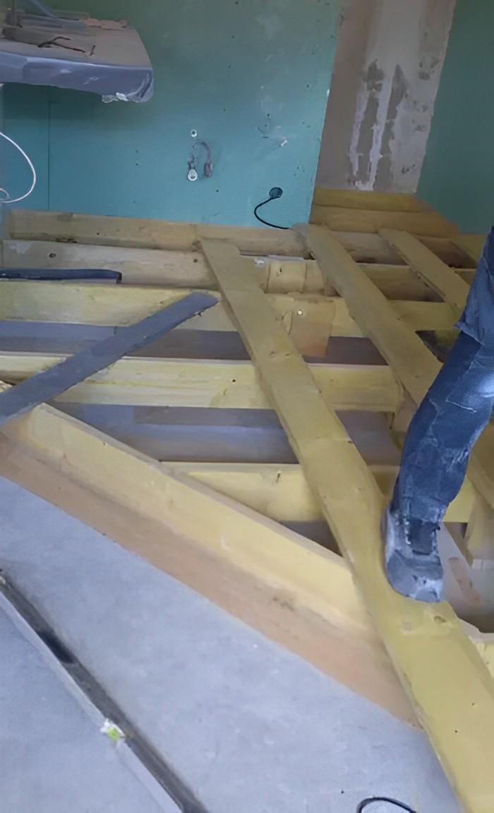 Pose de lucarnes à Sainte-Geneviève-des-Bois